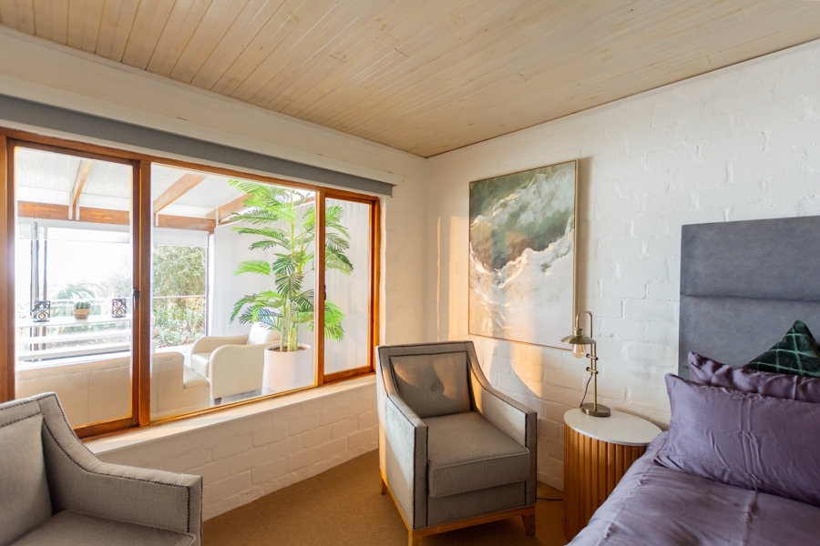 3 Bedroom Property for Sale in Britannia Bay Western Cape